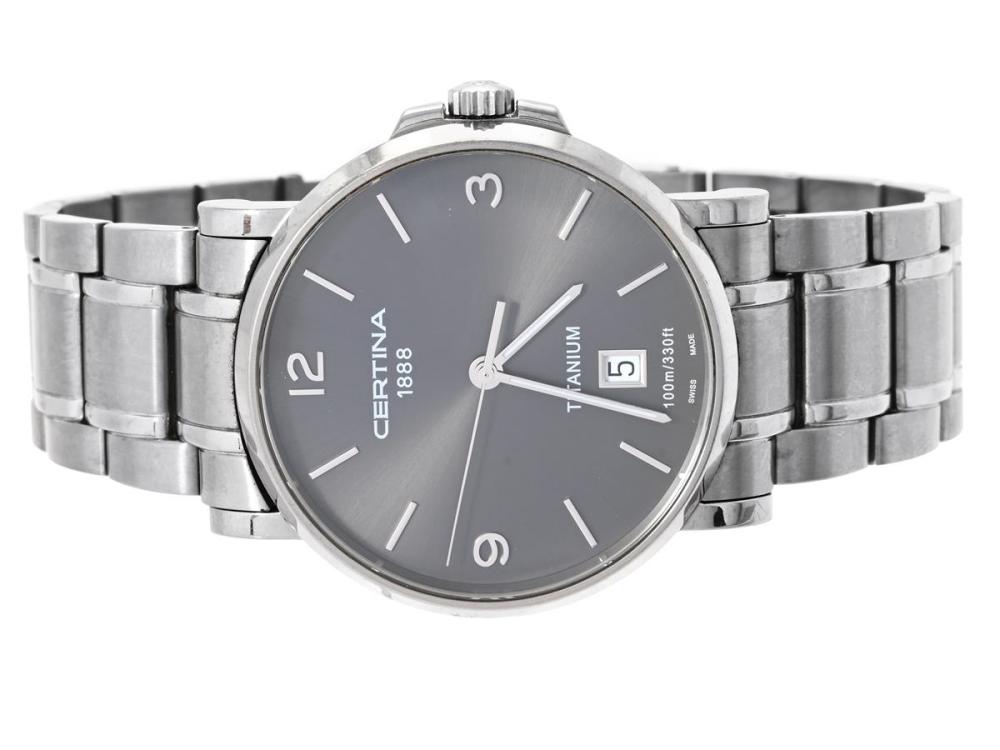 Watches

Certina

CERTINA, DS Caimano, Serial nr.14BC0063608, Ref no. C017.410.44.087.00, Case no. C017410A, men´s wristwatch, 38 mm, titanium, quartz, sapphire crystal, date, original bracelet, folding clasp, Ref no. C017410.A.TTQ-BC, approx. 2015.