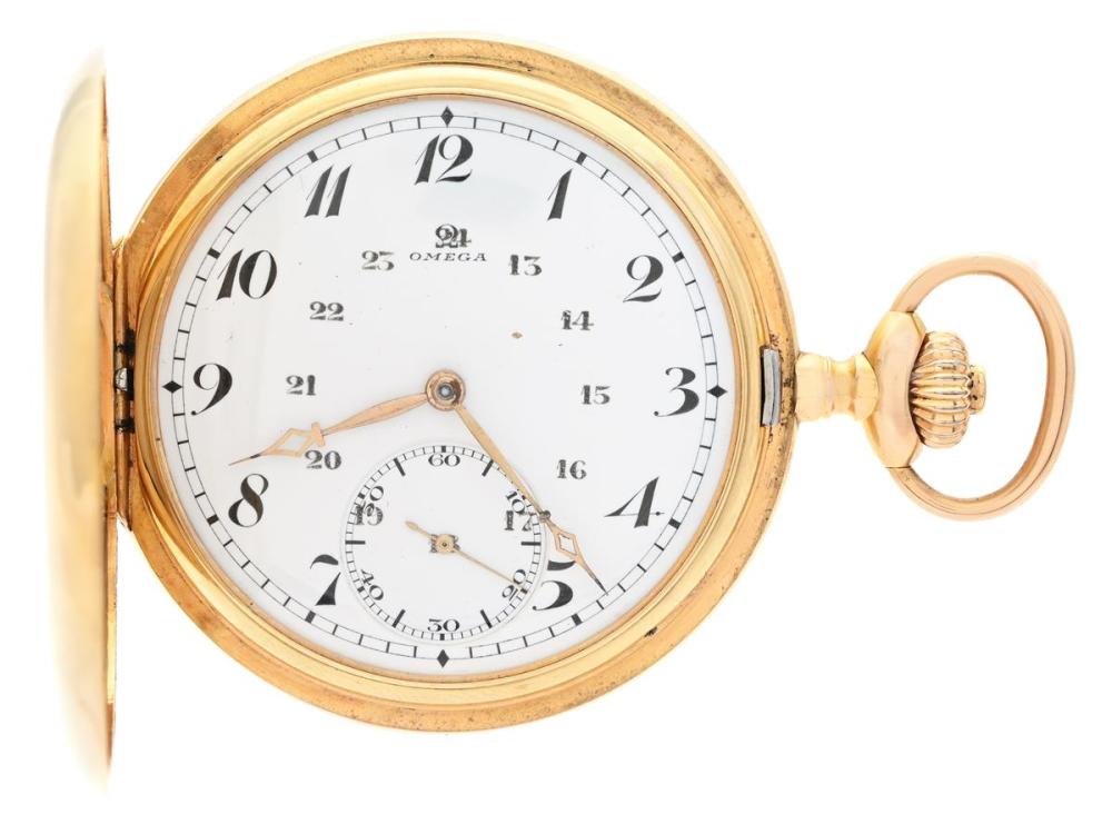 Watches

Omega

OMEGA, pocket watch, 53 mm, hunter, Serial no. 4727568, Case no. 5582038, 18K gold, lever escapement, approx. 1916.