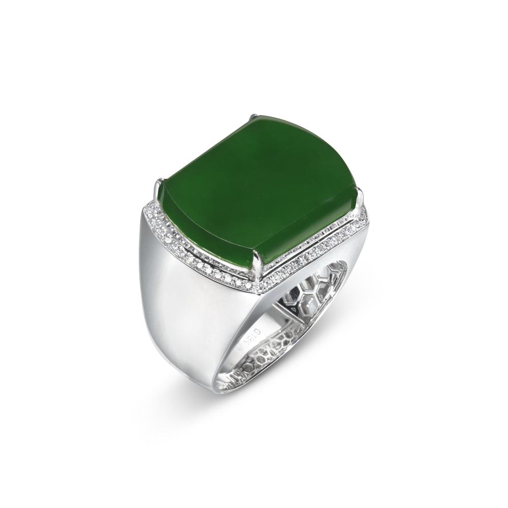 JADEITE AND DIAMOND RING

jadeite (Fei Cui) plaque measuring approximately 21.7 x 16.6 x 3.2 mm (back covered), single-cut and round diamonds, gold 
HK Jade & Stone Lab, 2026, report no. KJ 108938: origin inconclusive, natural colour Fei Cui (Jadeite Jade), without resin 
Size/Dimensions: US ring size 10 ¹⁄₄ 
Gross weight: 14.6 grams