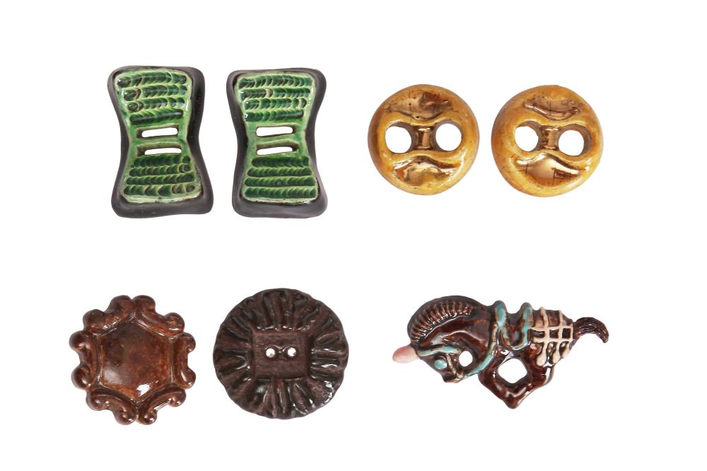 A group of ceramic buttons attributed to Jean Clément, 1940s

A group of ceramic buttons attributed to Jean Clément, 1940s

unsigned, comprising: two large sculptural green and black buttons, approx 4cm, 1.5in; two orange and gold buttons, approx 3.5cm, 1.25in; two large brown buttons, approx 4cm, 1.5in; and a ceramic brooch in the form of a brown unicorn (7)

Jean Clément is best known for producing buttons for Elsa Schiaparelli.

Share this lot: