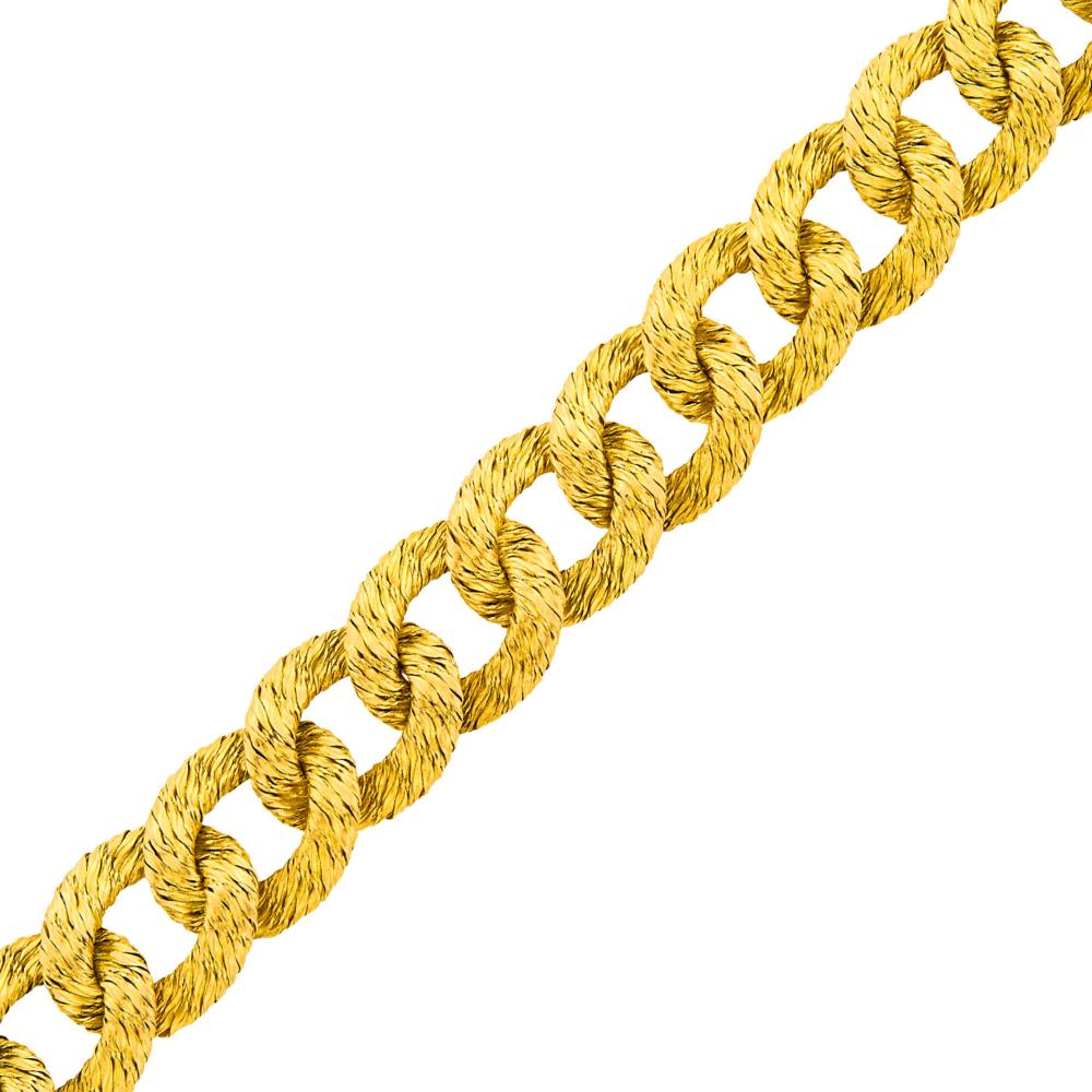 Property of a Distinguished Lady from Athens, Greece18 kt., woven oval links, signed VCA France, no. 7527-2, ap. 61.5 dwts. Length 7 7/8 inches.

Link width 13/16 inch.                            
Any condition statement is given as a courtesy to a client, is an opinion and should not be treated as a statement of fact and our Organization shall have no responsibility for any error or omission. Please contact the specialist department to request further information or additional images that may be available.