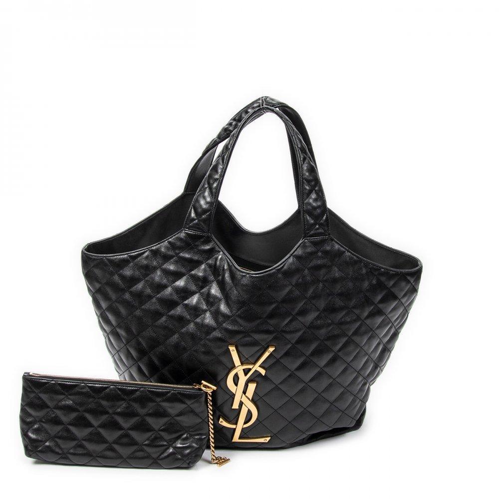 Description

YVES SAINT LAURENT.
Icare bag.
Made in black lambskin leather with quilted stitching with square motif and the iconic YSL signature on the front in golden metal. Interior zippered pocket. Double handle in tone-on-tone leather to carry on the shoulder or in the hand.
Includes a removable zippered pouch.
With interior numbering.
In perfect condition, barely unused.
Measurements: 38 x 43 x 8 cm.