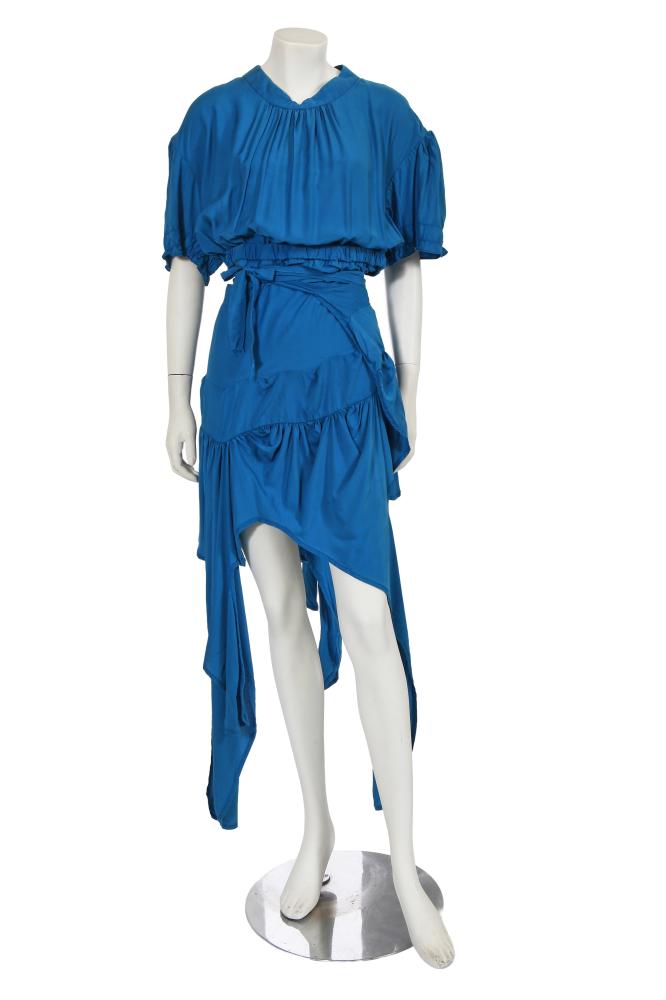 A Vivienne Westwood by Andreas Kronthaler blue silk blend dress, Spring-Summer 2017

A Vivienne Westwood by Andreas Kronthaler blue silk blend dress, Spring-Summer 2017

Andreas Kronthaler label, size III, with curved trailing panels to hem, elasticated waist, button closure to back, gathered high neckline, puff sleeves, the wrap skirt with matching ties, bust approx 102cm 40in

Share this lot: