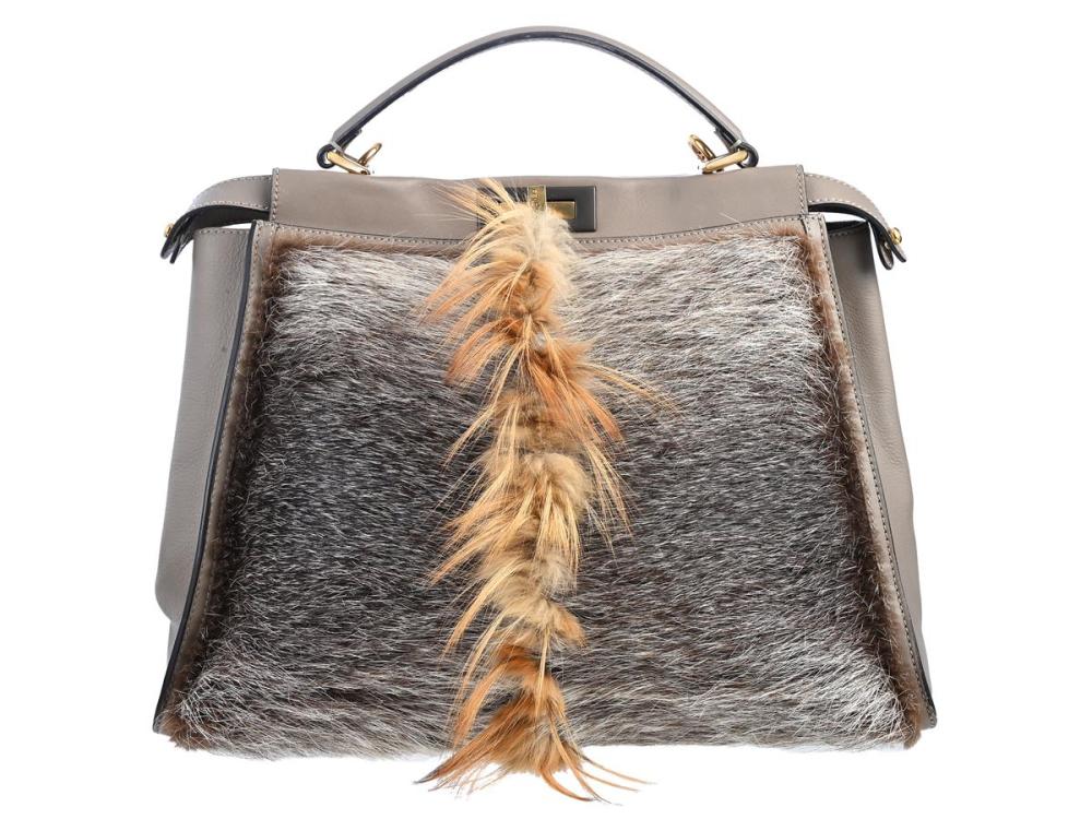 Accessories

Handbags

FENDI, BAG, Peekaboo Fur, brown leather, fur, gold-tone hardware, 39x31x17, detachable shoulder strap, dustbag. Good Condition.