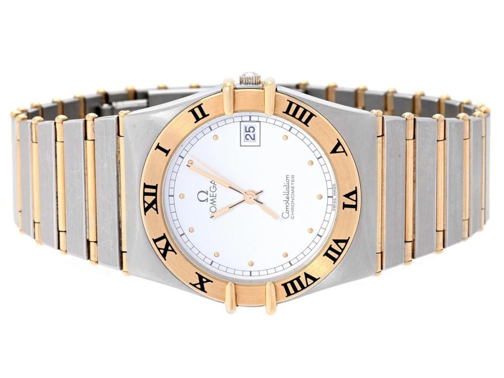 Watches

Omega

OMEGA, Constellation, Chronometer, Cal 1431, Serial no. 47594530, Ref no. DB 398.0876, Case no. 398.0876, men´s wristwatch, 32,5 mm, steel/gold, quartz, sapphire crystal, date, integrated original bracelet (full bar), folding clasp, Ref no. 1392/012, approx. 1984, box.