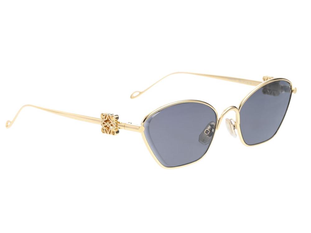 Accessories

Sunglasses

LOEWE, SUNGLASSES, Anagram LW40115U, 30A, 57 18, 140, 3 L, gold-tone frames, dark glass, cleaning cloth, cover. Excellent Condition.