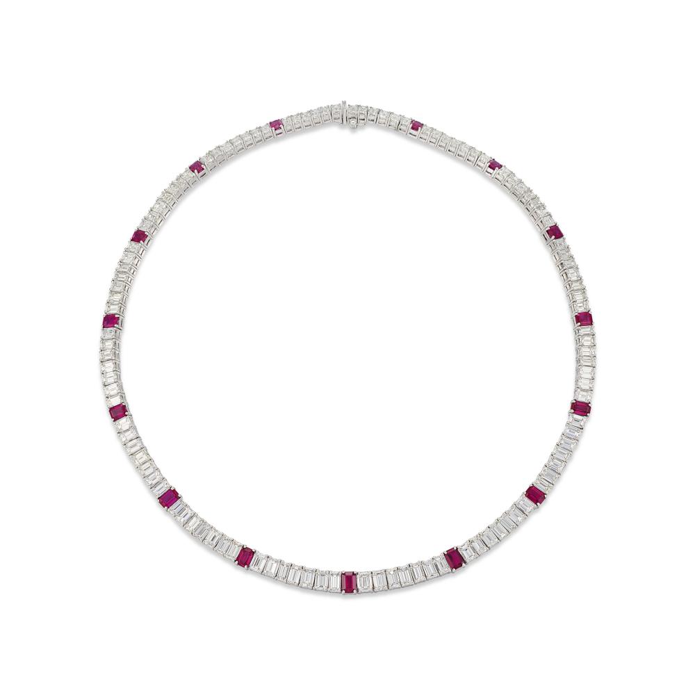 DIAMOND AND RUBY NECKLACE

Rectangular-cut diamonds, step-cut rubies 
Size/Dimensions: inner circumference 42.5 cm 
Gross Weight: 77.4 grams
