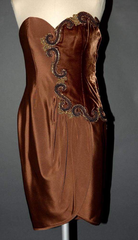 ODICINI Vestito senza maniche con scollo a cuore in

ODICINI Vestito senza maniche con scollo a cuore in