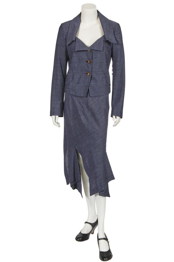 A Vivienne Westwood ensemble, circa 2010

A Vivienne Westwood ensemble, circa 2010

comprising: a black and white windowpane checked wool coat, with oversized, boxy cut sleeves, gold on ivory label, size 12, chest 102cm 40in; a blue wool skirt suit, the jacket with a wide neckline and a row of ’orb’ buttons; the matching skirt with asymmetric draped hem, Red Label, size 42, waist 71cm 28in; and a pair of black leather ’Animal Toe’ Mary-Jane pumps, labelled, size 6 (5)

Share this lot:
