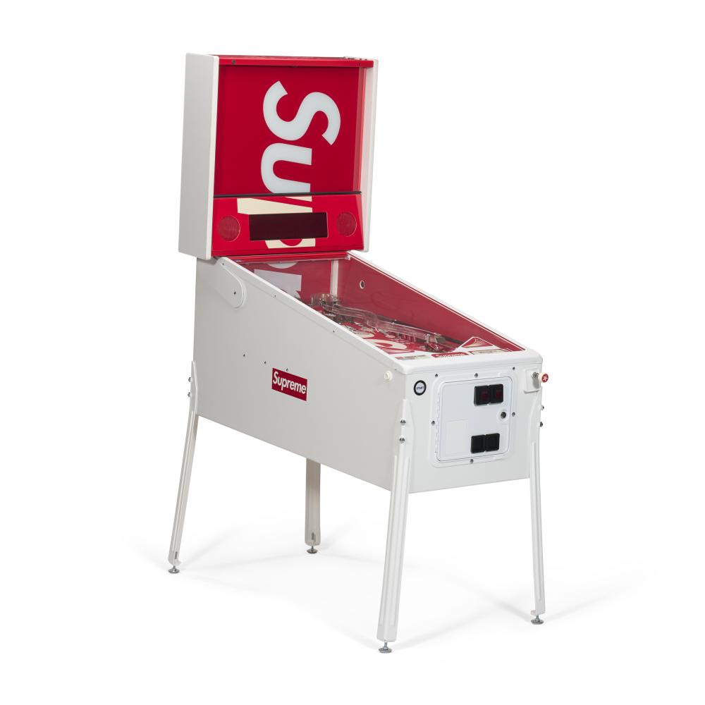 A LIMITED EDITION STERN PINBALL MACHINE BY SUPREME

SUPREME, 2018

GRADE: 2 
71 w x 192 h x 132 d cm 
Includes US compatible plug.