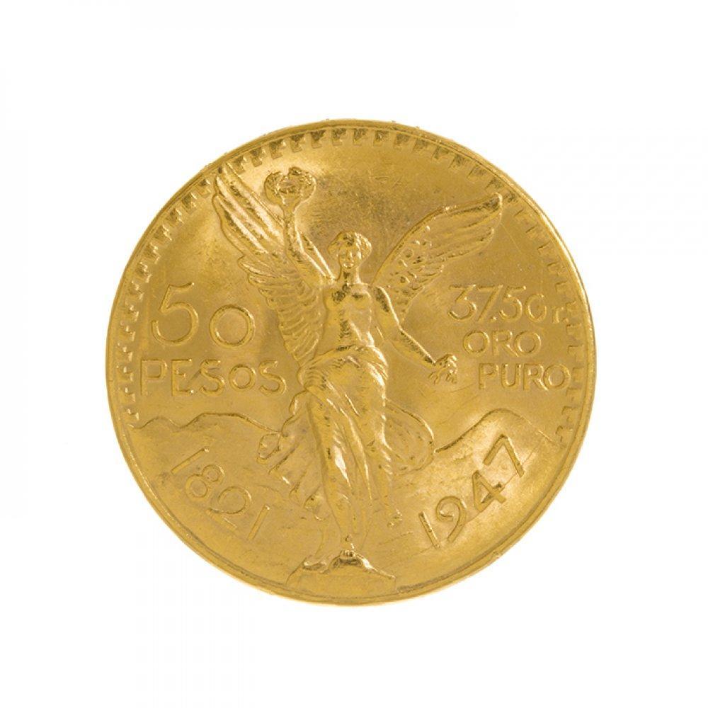 Description

Centennial coin of 50 Mexican pesos.
The obverse shows the figure of the Winged Victory on a background showing the Popocatepetl and Iztaccihuatl volcanoes. The reverse shows the National Coat of Arms of Mexico: an eagle on a cactus devouring a snake. Edge engraved with the inscription "INDEPENDENCIA O LIBERTAD" (INDEPENDENCE OR LIBERTY). Mintage: 1947.
Weight: 41,64 g