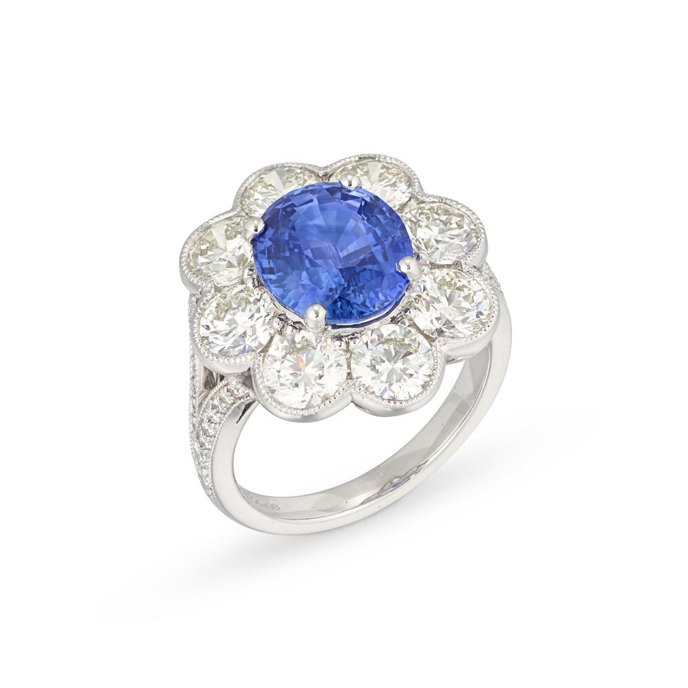 SAPPHIRE AND DIAMOND RING

Oval-shaped sapphire stated to weigh 4.18 carats, brilliant-cut diamonds ranging from 0.46 to 0.49 carat, circular-cut diamonds, platinum (London hallmarks), 2014 
Accompanied by eight GIA reports, 2025: 0.46 - 0.49 carat, K colour, VS1 clarity, laser inscription  
Size/Dimensions: UK ring size M¹⁄₂ 
Gross Weight: 10.6 grams