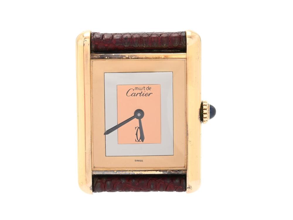 Watches

Cartier

must de CARTIER, Tank, s.c. "Trinity Dial", Cal Cal 78-1 (ETA 2512-1), Case no. 6 132485, unisex, 23,5 x 23 (31) mm, gilt silver, manual winding, mineral crystal, damaged dial, leather strap, gold plated original buckle, certificate, June 1981, box, paper box (damaged).
