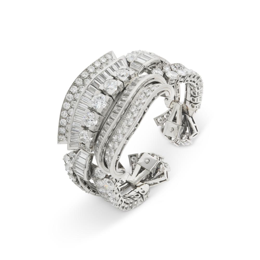 BOUCHERON BRACELET JONC DIAMANTS

Round, single and baguette-cut diamonds, French assay marks for platinum (850‰) and 18K white gold (750‰), signed Boucheron Paris, circa 1940 
Diamonds: for an approximate total weight of 22.30-24.80 carats 
Size/Dimensions: inner continuous circumference of 15.0 cm long  
Gross weight: 86.30 grams