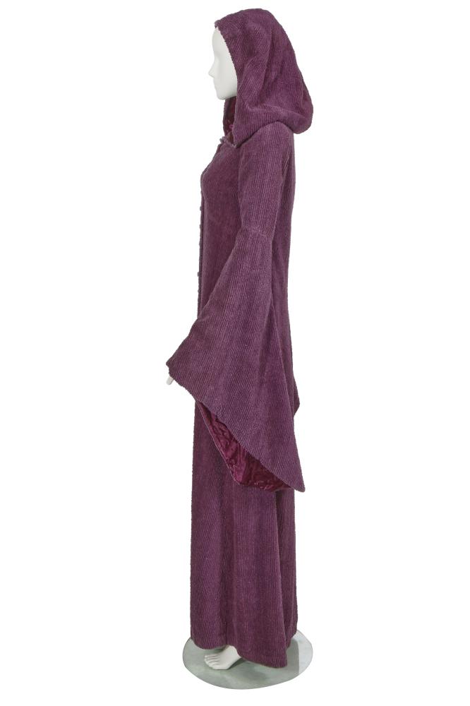 A Biba purple ribbed cotton dressing gown, circa 1970

A Biba purple ribbed cotton dressing gown, circa 1970

woven art nouveau label, with oversized hood, long Gothic triangular sleeves, self-covered buttons, lined in purple satin, bust 97cm 38in

Share this lot: