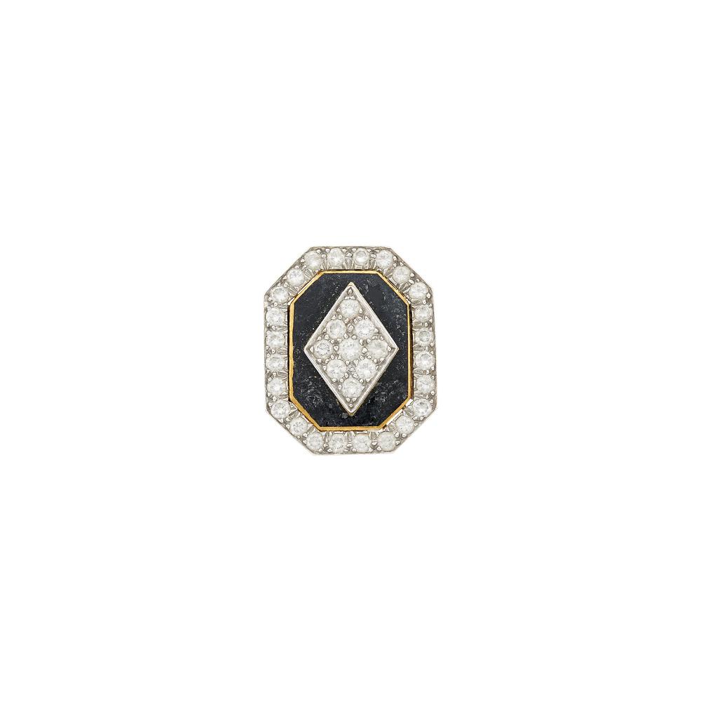 Property of a Distinguished Lady from Athens, Greece18 kt., 33 round diamonds ap. 1.35 cts., signed Webb, ap. 8.8 dwts. Size 5, with inner guard.

Diamonds: H-I-VS, needs a steaming.7/8 x 3/4 inch.                            
Any condition statement is given as a courtesy to a client, is an opinion and should not be treated as a statement of fact and our Organization shall have no responsibility for any error or omission. Please contact the specialist department to request further information or additional images that may be available.