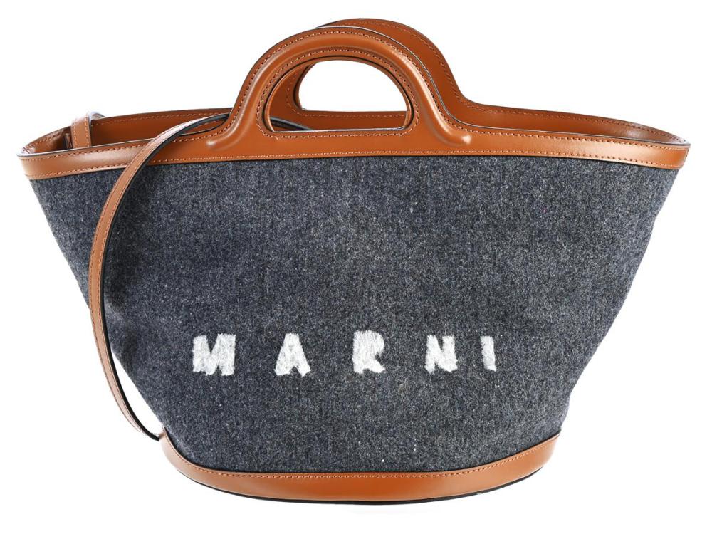Accessories

Handbags

BAG, MARNI, brown leather, grey blanket, gold-tone hardware, 23,5x21x20 cm, detachable shoulder strap, dustbag.