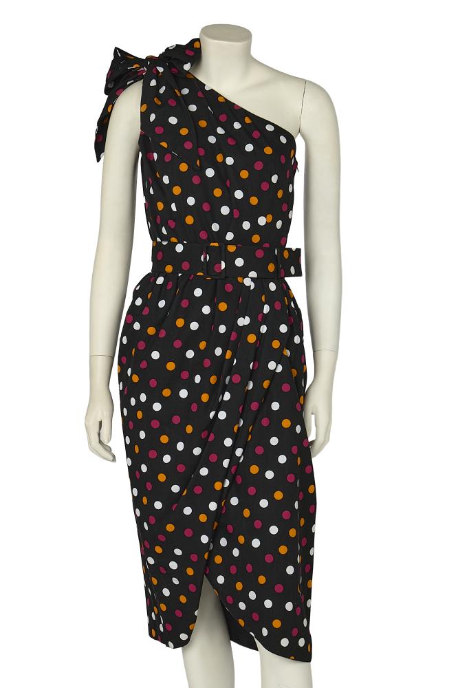 A Guy Laroche cotton sun dress, 1980s

A Guy Laroche cotton sun dress, 1980s

Boutique labelled, size F38, with asymmetric neckline, overall polka dot print, bow to one shoulder, bust approx 86cm 34in, waist 64cm 25in

Share this lot: