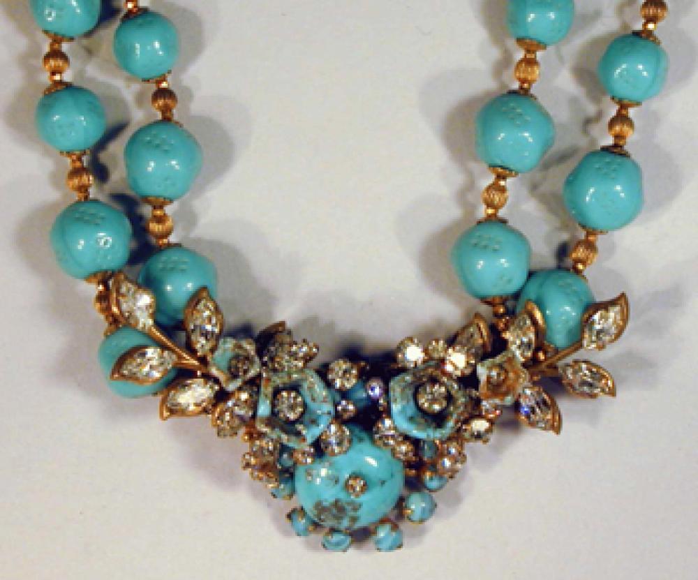 Miriam Haskell Turquoise Bead and Rhinestone Necklace

Lot 228
Miriam Haskell Turquoise Bead and Rhinestone Necklace
 Arranged into flowers.