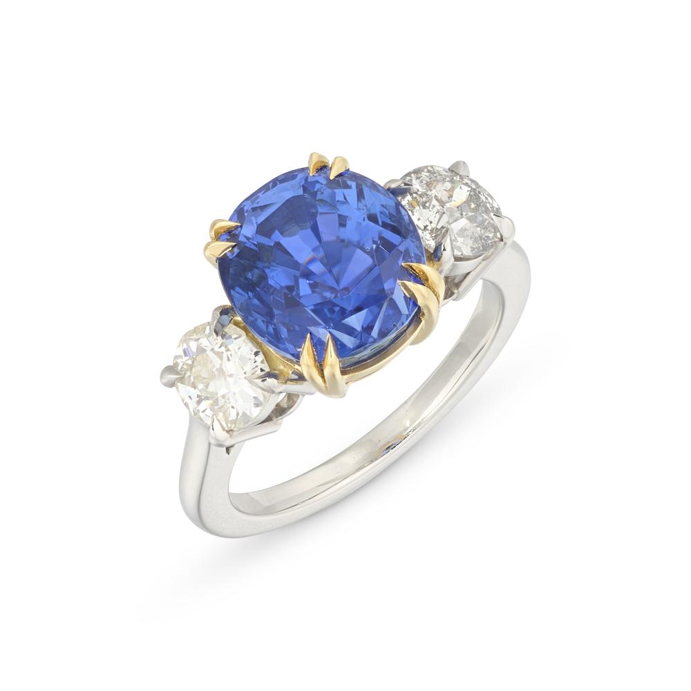 SAPPHIRE AND DIAMOND RING

Cushion-shaped sapphire stated to weigh 7.08 carats, old-cut diamonds 
Gem & Pearl Laboratory, 2026, report no. 26860: Sri Lanka, no evidence of heat treatment 
Size/Dimensions: UK ring size N 
Gross Weight: 8.1 grams