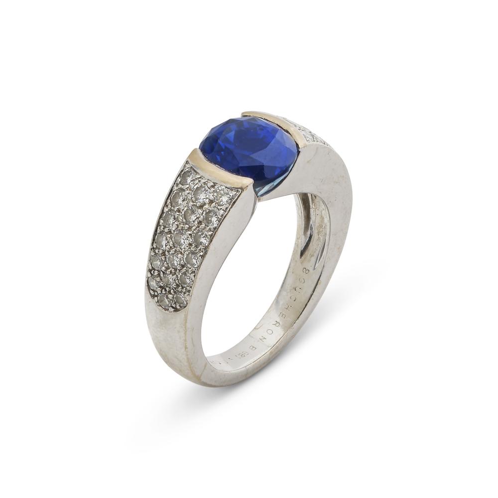 BOUCHERON BAGUE SAPHIR ET DIAMANTS

Oval-shaped sapphire of 3.897 carats, round diamonds, French assay mark for 18K white gold (750‰), signed Boucheron, French maker’s mark (Boucheron), numbered 
SSEF, 2026, report n°153693: 3.897 carats, Burma (Myanmar), no indications of heating. 
Diamonds: for an approximate total weight of 1.80 - 2.40 carats 
Size/Dimensions: EU ring size 52 / US ring size 6 
Gross weight: 9.23 grams