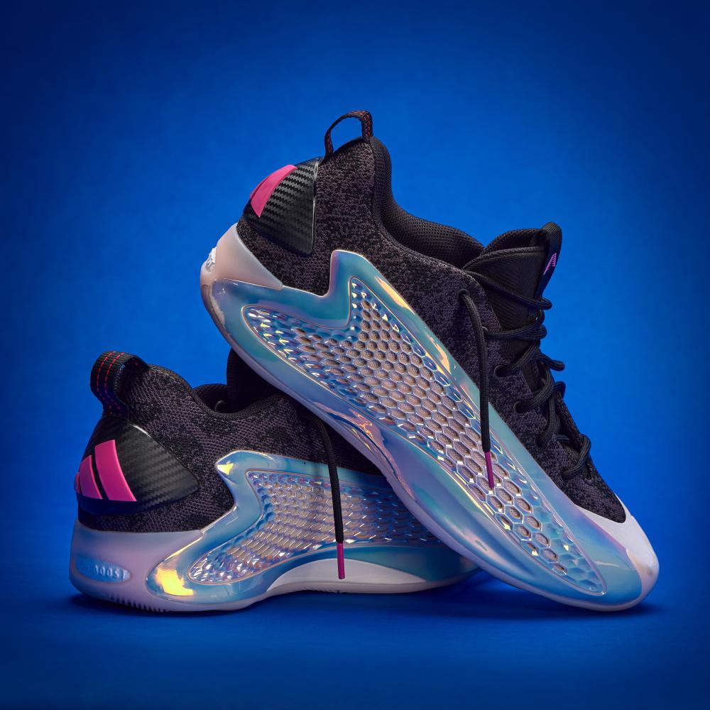 Stephen Curry 2025-2026 Worn adidas AE1 Low ’Year of the Snake’