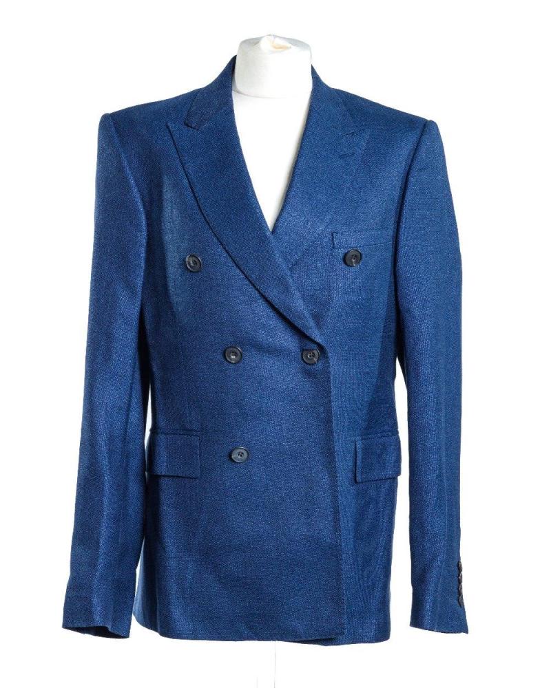 Description
Burberry. 

Suffolk Jacket, of Bleu de Malte double-breasted suit, Spring/Summer 2014, of peak lapels and two frontal pockets, 38% wool, 31% Tussah Silk, 31% linen, of UK size 48

Grade B 

Provenance: Property of a gentleman.
