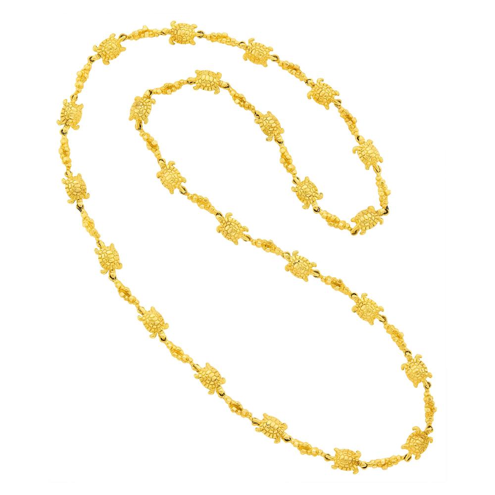 18 kt., signed Cartier, Italy, no. 14481, slightly obscured, ap. 93.5 dwts. Length 28 inches.

Turtle link width 3/8 inch.No clasp.                            
Any condition statement is given as a courtesy to a client, is an opinion and should not be treated as a statement of fact and our Organization shall have no responsibility for any error or omission. Please contact the specialist department to request further information or additional images that may be available.