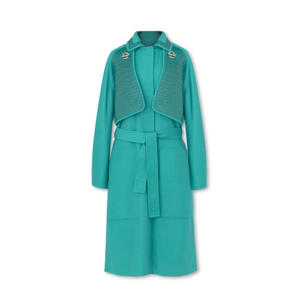 A GREEN CASHMERE & SHINY VERT EMERAUDE POROSUS CROCODILE INSPIRATION PEIGNOIR COAT WITH PALLADIUM CHAINE D’ANCRE HARDWARE
