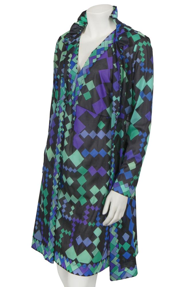 An Emilio Pucci printed lingerie ensemble, 1960s

An Emilio Pucci printed lingerie ensemble, 1960s

Emilio Pucci for Formfit Rogers labelled, comprising: a polyester babydoll minidress, printed with a black, green, purple and blue geometric pattern, bust 97cm 38in; a matching empire-line jacket/robe with ruffled collar, self-covered buttons, bust 91cm 36in (2)

Share this lot: