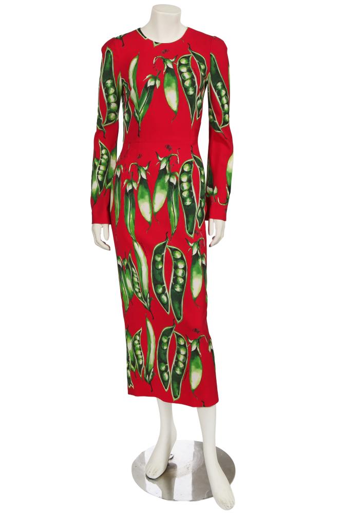 A Dolce & Gabbana pea-printed dress, Spring-Summer 2019

A Dolce & Gabbana pea-printed dress, Spring-Summer 2019

labelled, the long-sleeved dress of red viscose printed with large green pea-pods and ’Dolce & Gabbana’ signatures, bust 86cm 34in

Share this lot: