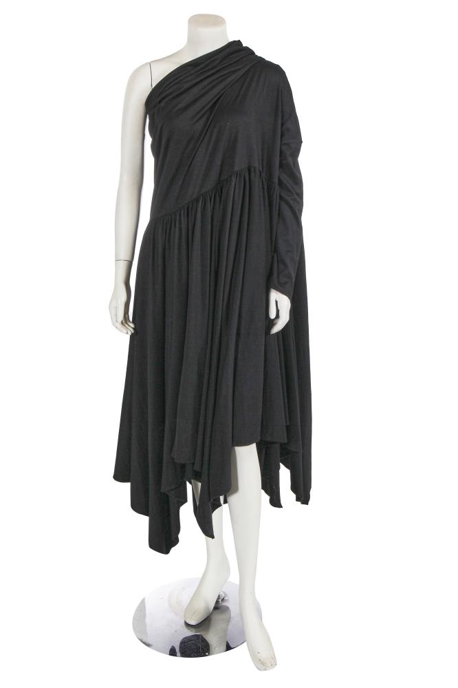 A Romeo Gigli black cotton jersey dress, late 1980s

A Romeo Gigli black cotton jersey dress, late 1980s

labelled, size 42, of unusual construction, the single sleeve joined at the waistband causing the skirt to lift and drape when worn, adaptable dimensions

From the Wardrobe of Romilly, Lady McAlpine

Share this lot: