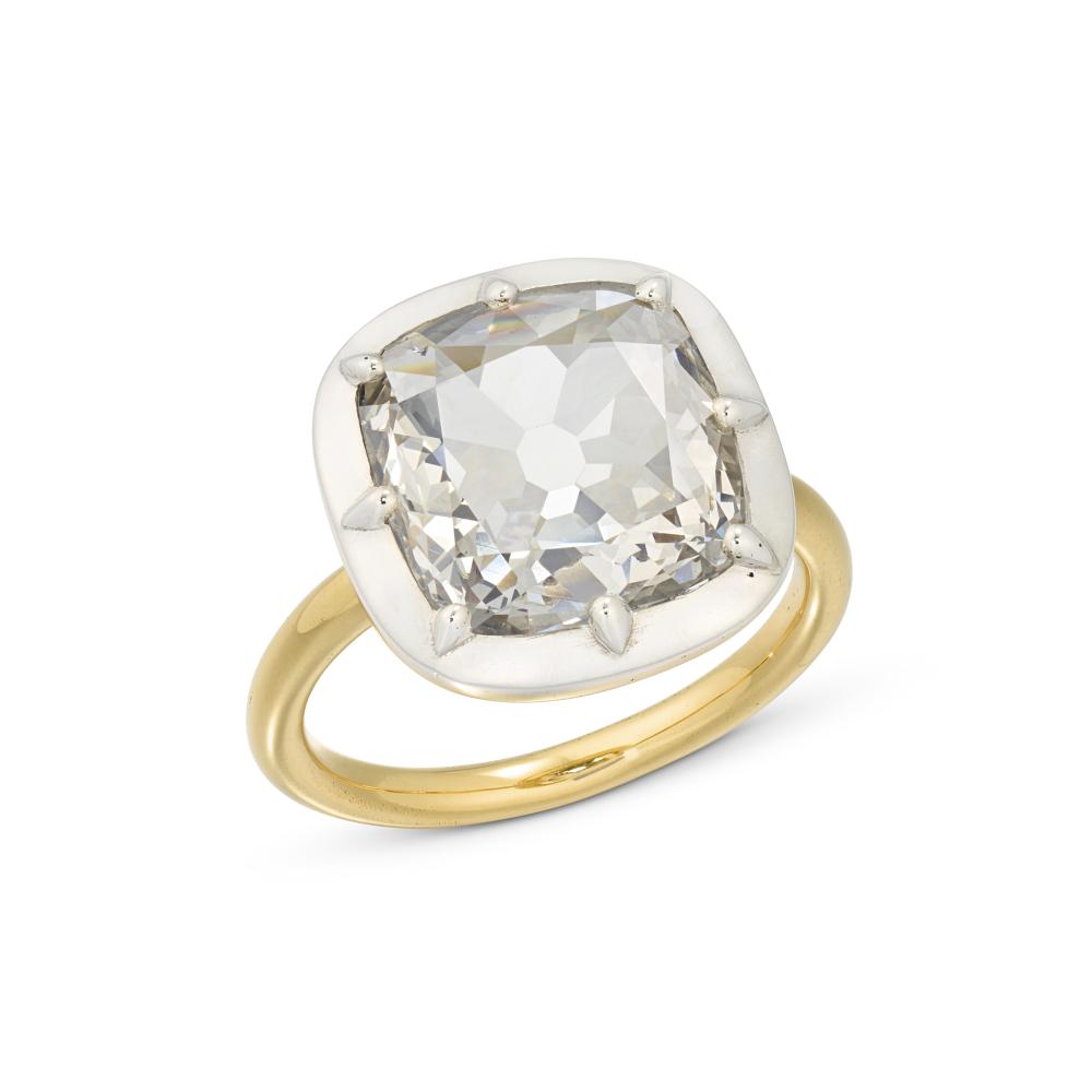 DIAMOND RING

Cushion brilliant-cut diamond of 3.11 carats, in a rubover collet-setting 
GIA, 2024, report no. 6501050064: 3.11 carats, I colour, SI1 clarity, laser inscription 
Size/Dimensions: UK ring size N 
Gross Weight: 6.3 grams