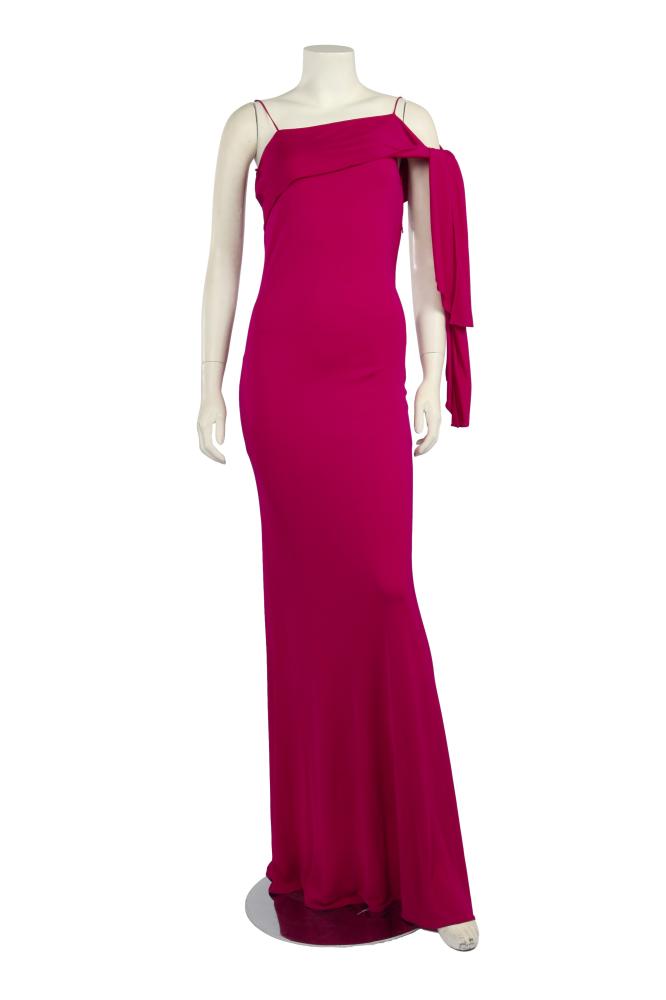 A John Galliano fuchsia-pink jersey evening gown circa 2010

A John Galliano fuchsia-pink jersey evening gown circa 2010

detached rubber label, with horizontal band to bodice top which forms side draped ties to one side, single spaghetti strap, V-shaped waist seam, bust approx 86cm 34in

Share this lot: