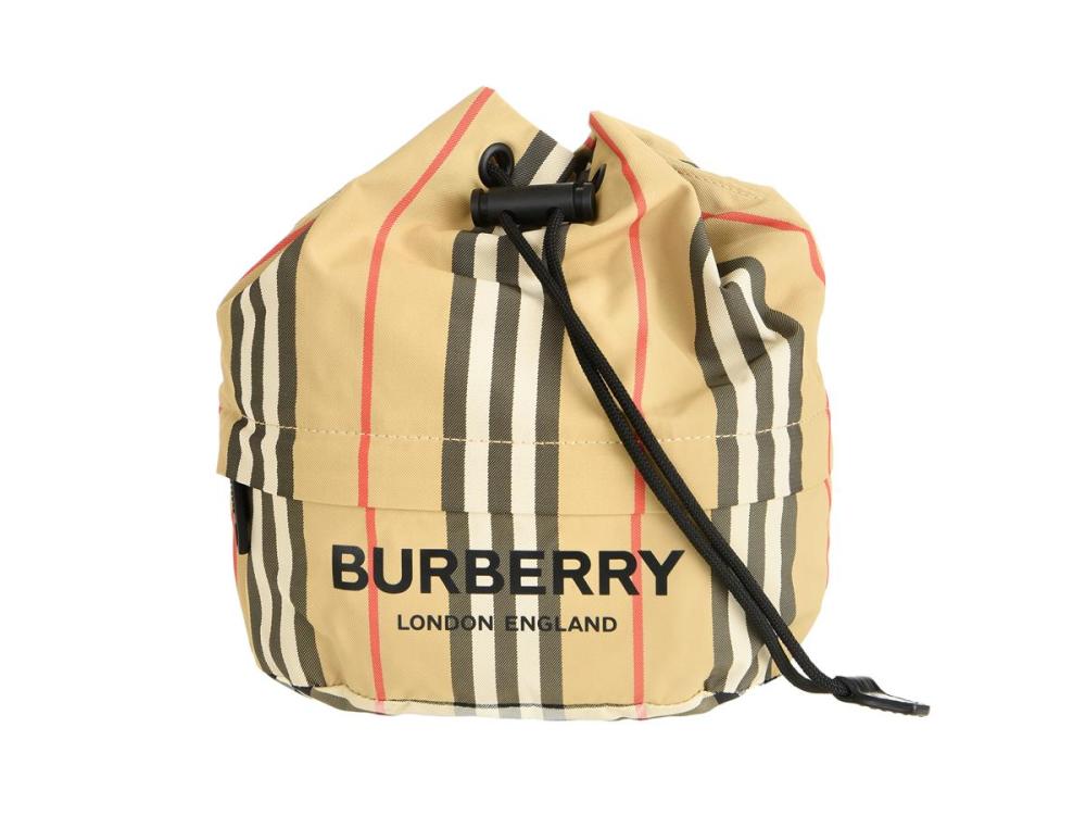 Accessories

Handbags

BAG, BURBERRY, Bucket Bag, checked, black, red, beige nylon, black dyed hardware, 18x23x12 cm, dustbag.