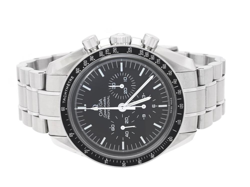 Watches

Omega

OMEGA, Speedmaster, Professional, "Tachymètre", s.c. "Moon Watch", Cal 1861, Movement no. Serial no. 78859363, PIC no. 311.30.42.30.01.005, Case no. STZ005923, chronograph, men´s wristwatch, 42 mm, steel, manual winding, plastic crystal, NATO-strap, original bracelet, folding clasp, Ref no. STZ004194, certificate, April 2020, box, paper box.