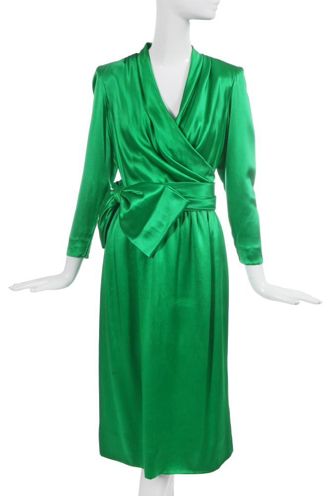An Hubert de Givenchy haute couture green satin dress, mid-late 1980s

An Hubert de Givenchy haute couture green satin dress, mid-late 1980s

labelled but bolduc has rubbed off, with draped crossover bodice panels, internal boned corset, padded shoulders, matching satin belt with large bow, bust 86cm 34in

Share this lot: