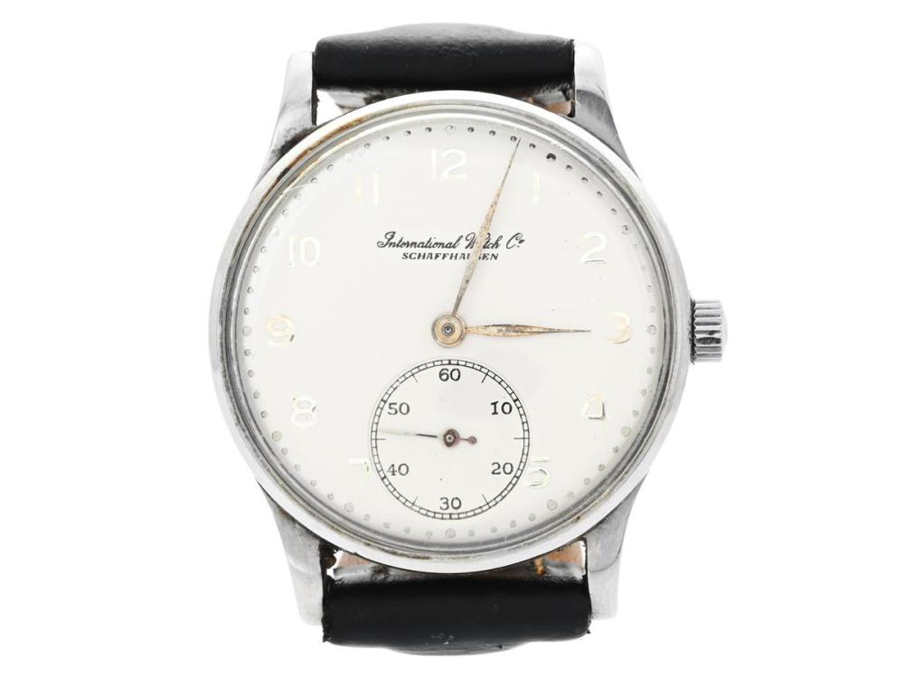 Watches

IWC

INTERNATIONAL WATCH Co, Schaffhausen, men´s wristwatch, 33 mm, Cal 88 (Inca), Serial no. 1140300, Case no. 1162276, steel, manual winding, plastic crystal, small seconds hand, restored dial, engraving, leather strap, approx. 1947.