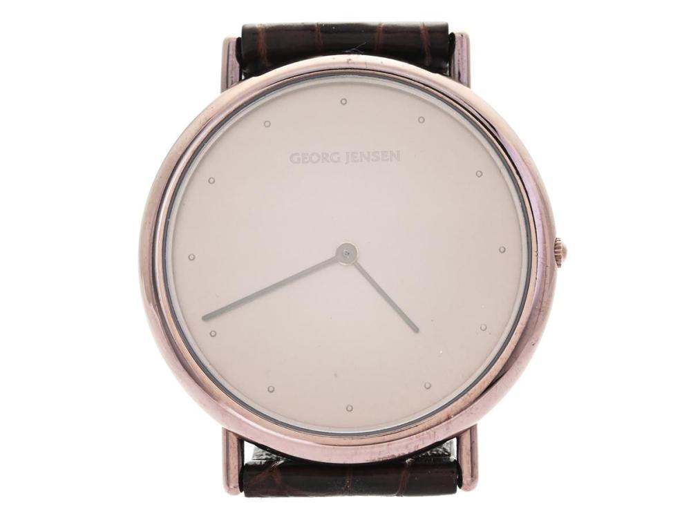 Watches

Georg Jensen

GEORG JENSEN, designed of Thorup & Bonderup, Serial no. 48502, Case no. 347, unisex, 34 mm, gold plated, quartz, sapphire crystal, leather strap, original buckle, approx. 2000.