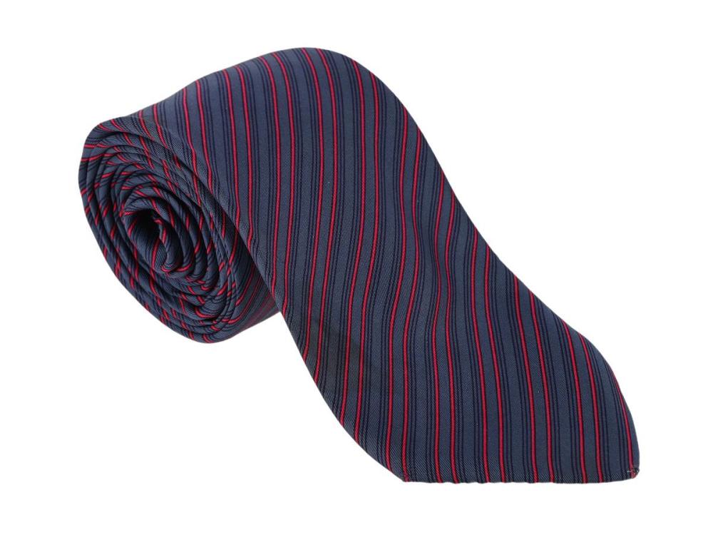 Accessories

Ties

TIE, NINA RICCI, 100% silk, blue, red, width 7 cm, stains, signs of wear.