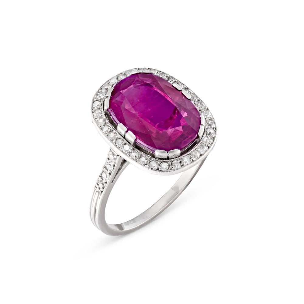 MELLERIO EARLY 20TH CENTURY RUBY AND DIAMOND RING

Oval-shaped ruby of 4.82 carats, single-cut diamonds, platinum (French mark), 1910s, signed Mellerio 
Please refer to the Jewellery department for the gemmological report.  
Size/Dimensions: EU ring size 54 / US ring size 7 
Gross weight: 6.1 grams