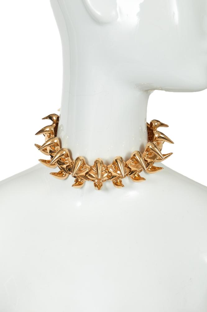 A Giuseppe Zanotti gilt claw spike choker, circa 2019

A Giuseppe Zanotti gilt claw spike choker, circa 2019

signed, formed of linked metal spikes, with extension chain to back, max length 91cm 36in

Share this lot: