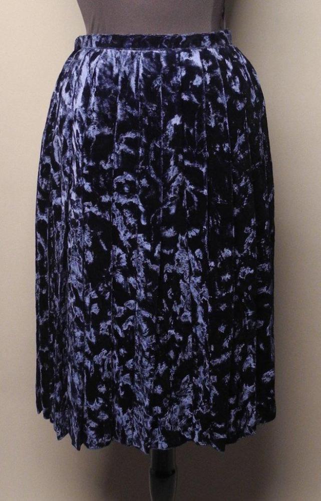 GRES

Jupe longueur genou marine