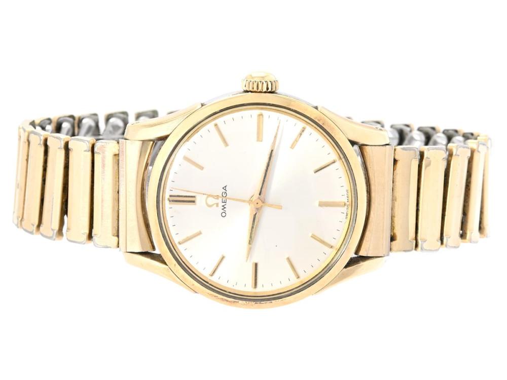 Watches

Omega

OMEGA, men´s wristwatch, 35 mm, Cal 283, Serial no. 13404762, Ref no. KO 2640, Case no. 2640-4 SC, gold on steel (Staybrite), manual winding, plastic crystal, damaged dial, approx. 1952, metal bracelet not original.