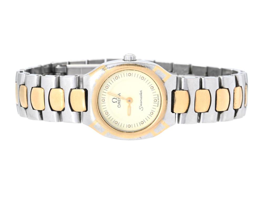 Watches

Omega

OMEGA, Seamaster, Polaris, Cal 1455, Serial no. 50316195, Ref no. DR 795.1022, Case no. 795.1022, ladies´ wristwatch, 22,5 mm, steel/gold, quartz, sapphire crystal (scratches), integrated original bracelet (steel/gold, damaged), folding clasp, Ref nf. 6155/449, approx. 1986.