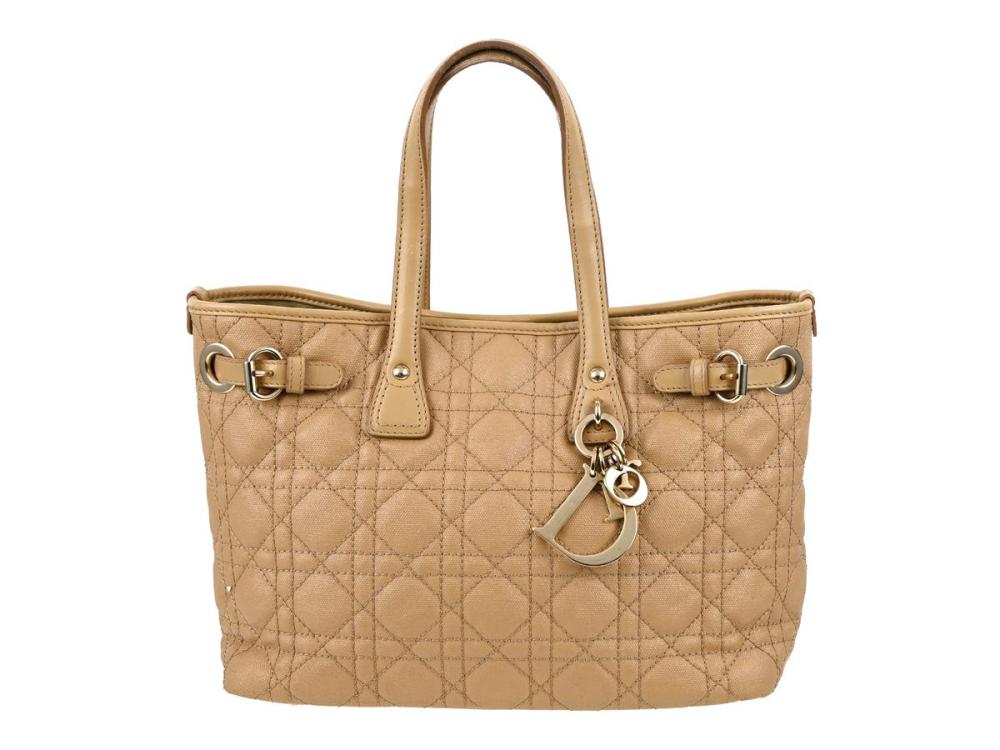 Accessories

Handbags

BAG, CHRISTIAN DIOR, Panarea Tote Bag, beige quilted canvas, gold-tone hardware, 26x19x14 cm, marked 01-RU-0192, year 2012.