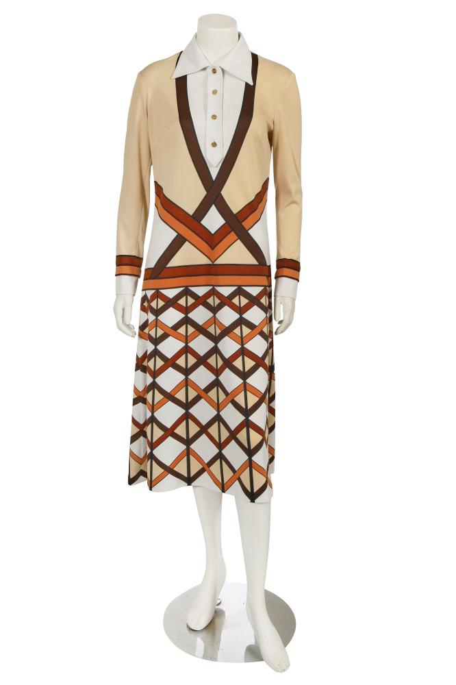 A Roberta di Camerino trompe l’oeil printed jersey dress, 1970s

A Roberta di Camerino trompe l’oeil printed jersey dress, 1970s

labelled, printed with yellow, brown, orange and white geometric patterns, with integral white collar, gold-tone buttons and front placket, bust 97cm 38in

Share this lot: