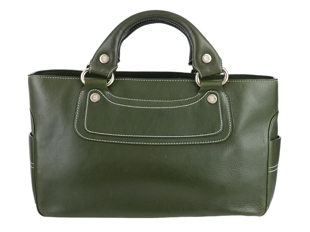 Accessories

Handbags

BAG, CELINE, Boogie Bag, green leather, gold-tone hardware, 33x19x13 cm.