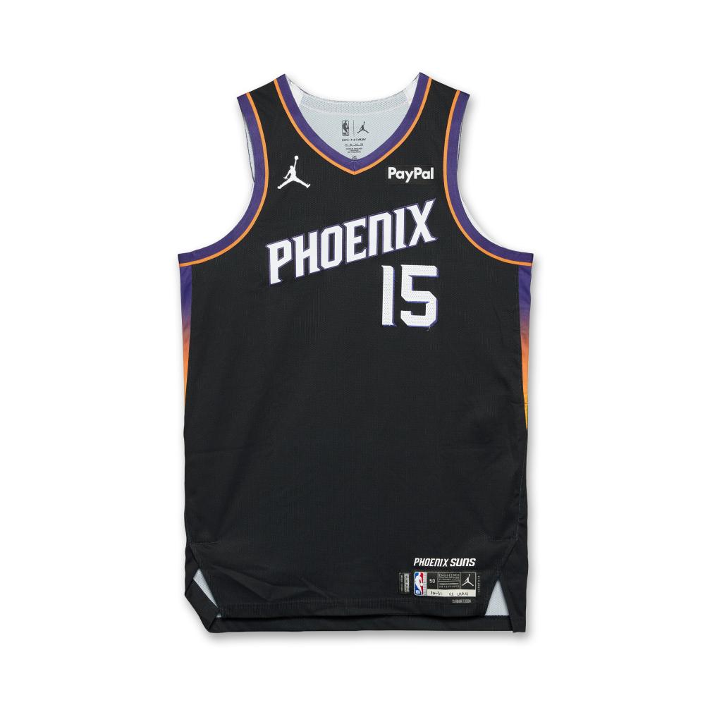 Mark Williams Phoenix Suns 2025-2026 Emirates NBA Cup Game Worn Statement Edition Jersey

NIKE, NIKE MESH JERSEY, SIZE 50 (+4 LENGTH)

MESH

This home ‘Statement Edition’ jersey was worn by Mark Williams on October 31, 2025, during the Emirates NBA Cup, when the Phoenix Suns played the Utah Jazz.

Williams finished with 9 points, 7 rebounds, and 2 blocks. The Suns beat the Jazz, 118-96.

Mark Williams was drafted with the 15th pick in the 1st round of the 2022 NBA Draft out of Duke University. At the time of cataloging, he has career averages of 12 points, 8.5 rebounds, and 1.2 assists per game.

This jersey has been photomatched by Sotheby’s Photomatching.