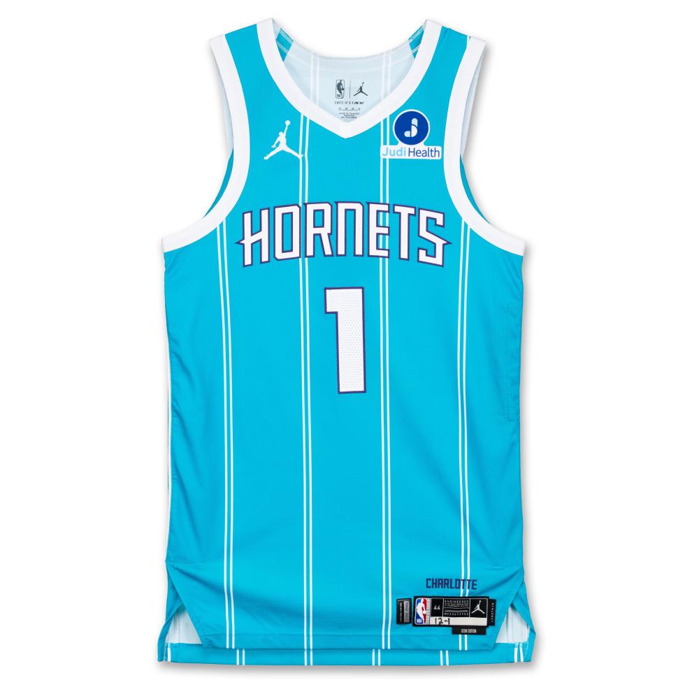 LaMelo Ball Charlotte Hornets 2025-2026 Game Worn Icon Edition Jersey | Double-Double

NIKE, NIKE MESH JERSEY, SIZE 44 (+4 LENGTH)

MESH